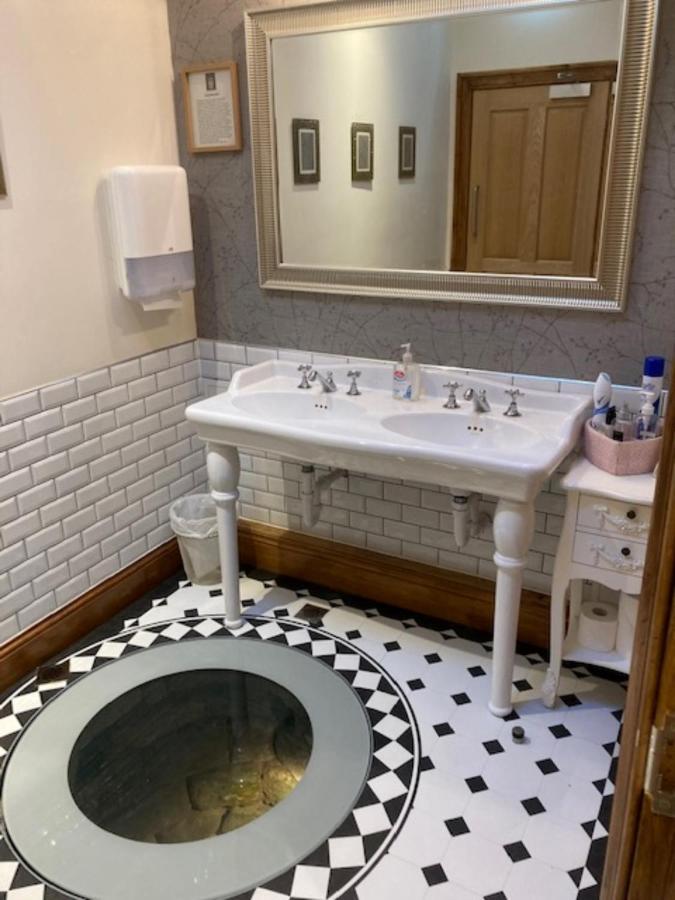 The Masons Arms Bed & Breakfast Norham Bagian luar foto