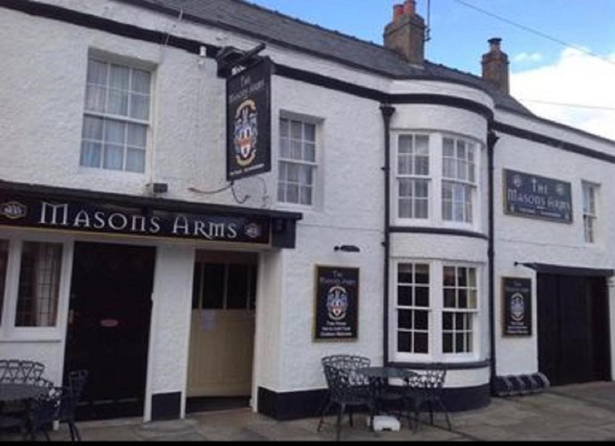 The Masons Arms Bed & Breakfast Norham Bagian luar foto