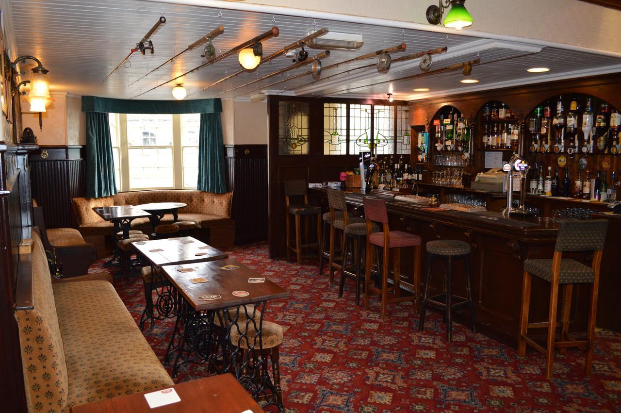 The Masons Arms Bed & Breakfast Norham Bagian luar foto