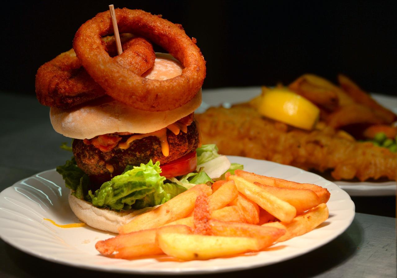 The Masons Arms Bed & Breakfast Norham Bagian luar foto